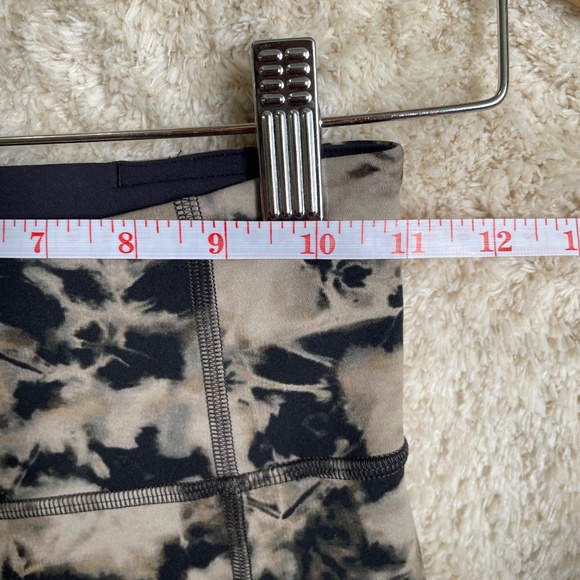 Lululemon Active Leggings WITH POCKET Women's Size 2 Multicolor for Sports Yoga - Picture 6 of 11